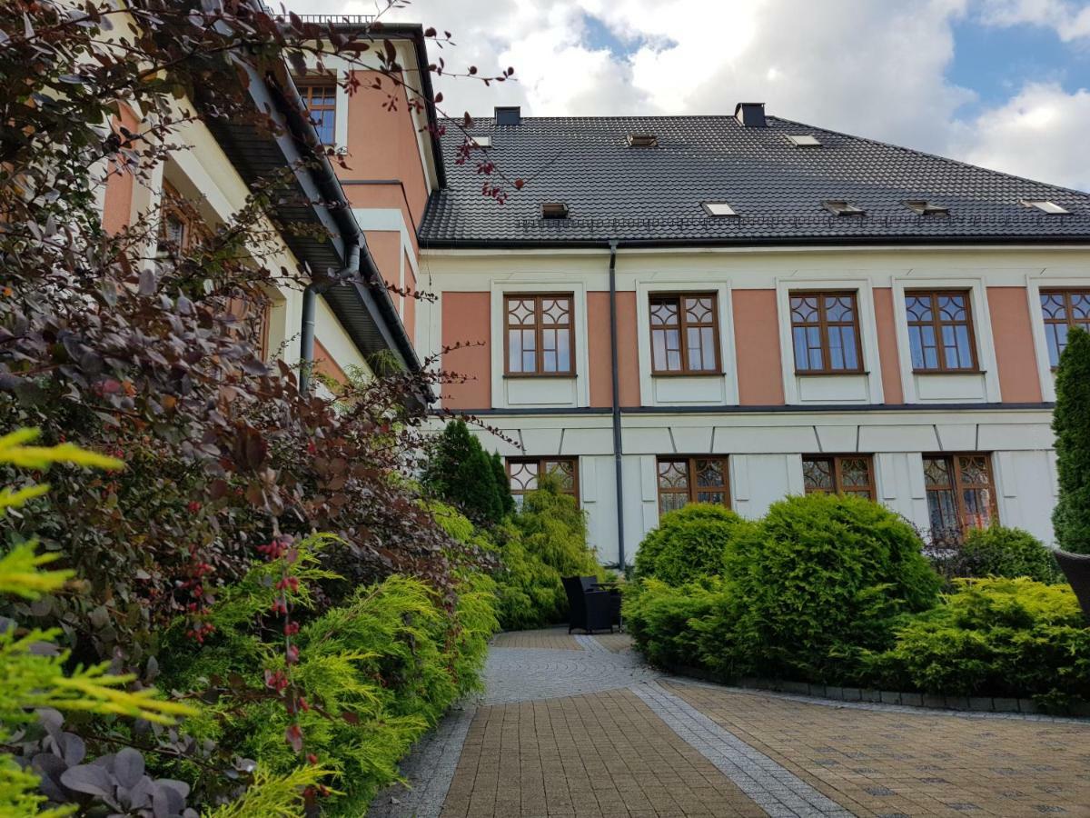 Rezydencja Pod Zegarem Trzebinia  Buitenkant foto